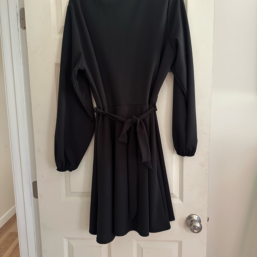 Boohoo Plus Wrap Black Skater Dress - Size 20 - Picture 7 of 8